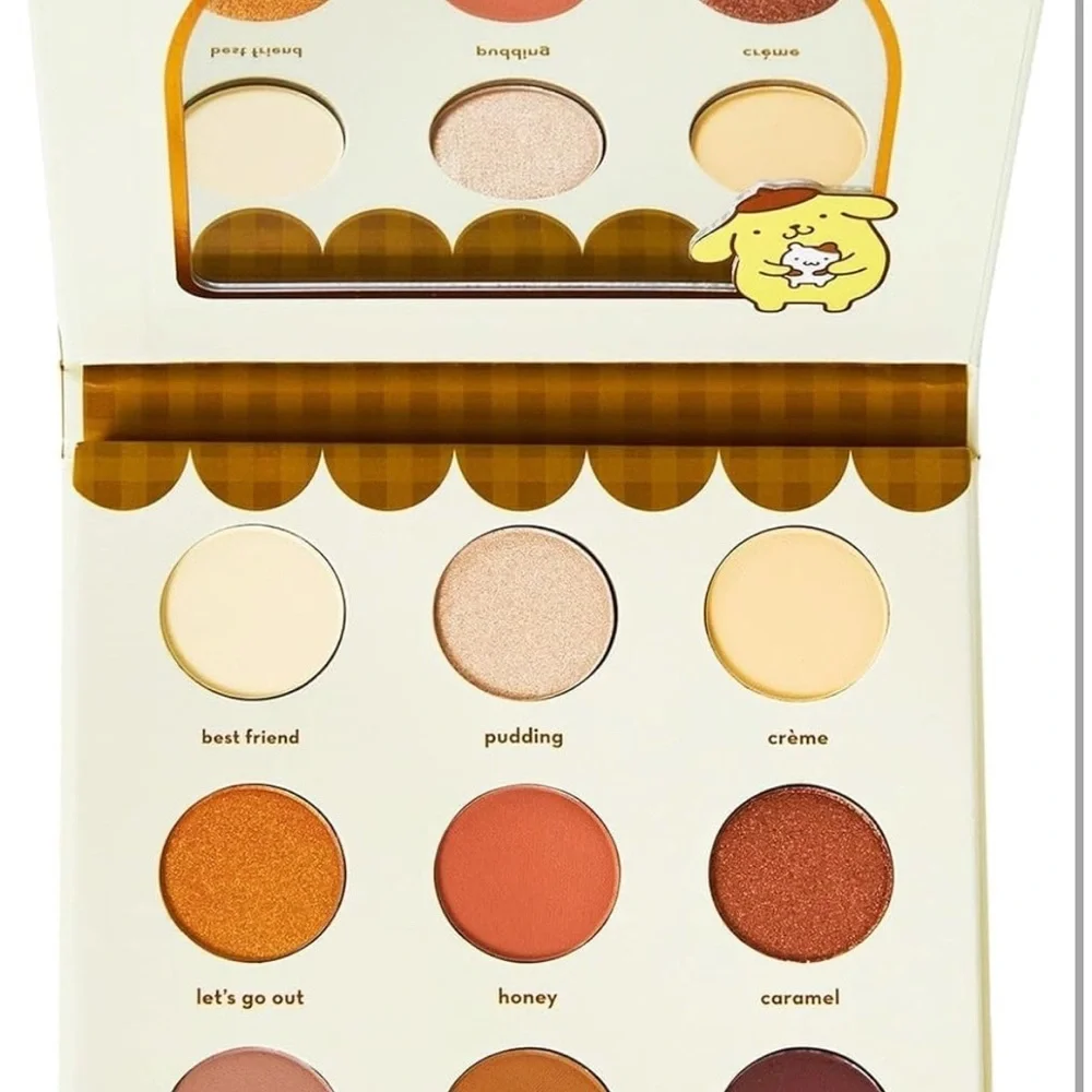 The Crème Shop x Pompompurin Golden Dream‎ Eyeshadow Palette